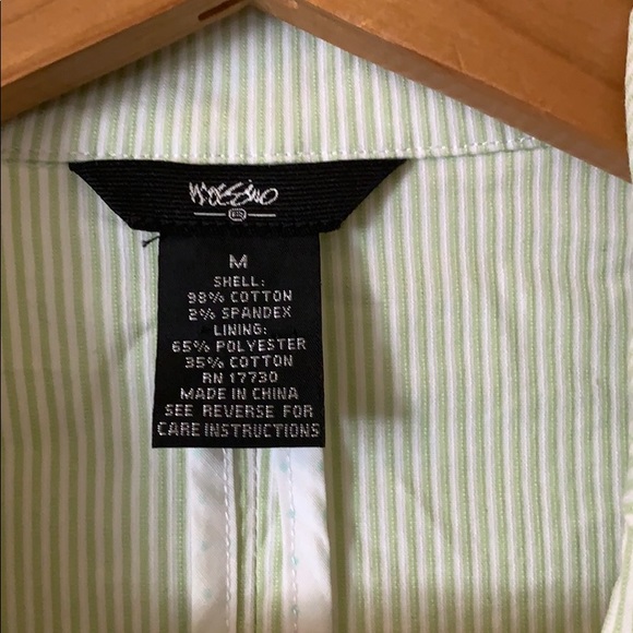 Blazer - Picture 3 of 3